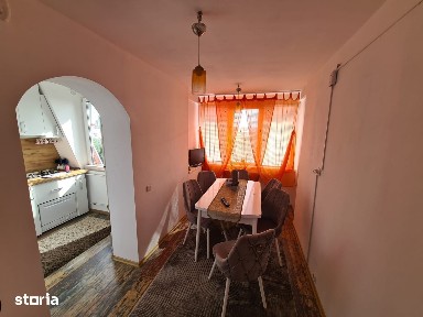 Apartament 4 camere, 85 mp utili, renovat în 2025 - Sarari, Craiova