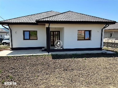 Casa de vanzare 4 camere, Tomesti - Iasi