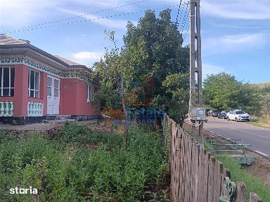 Vorovesti str Principala TEREN 1200mp cu CASA batraneasca 64mp toate u