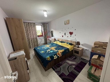 2 camere decomandat, 49mp cu geam la baie str Pepinierei
