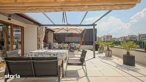 REZERVAT! Apartament 3 camere, terasă generoasă
