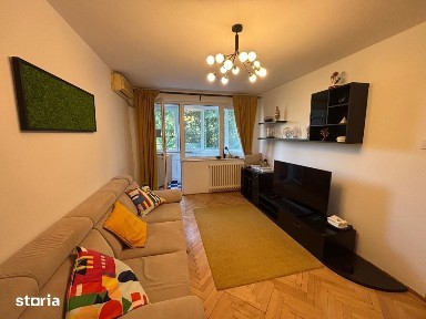 Apartament 3 camere de închiriat - Romancierilor