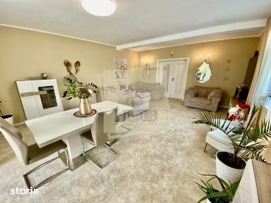 Casa cu 4 camere 3 bai 2 terase si teren 450 mp in zona Parcul Sub Ari