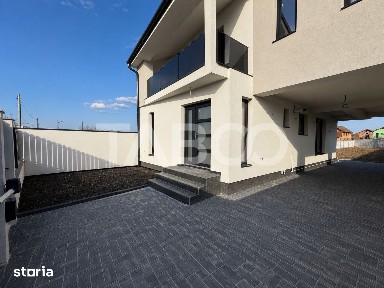 Casa individuala teren liber 500 mp 4 camere zona Piata Cluj Sibiu