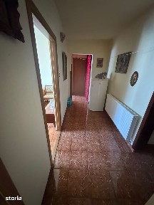 Apartament 3 camere, 70 mp utili, balcon, zona Cetate, Alba Iulia