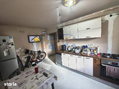 George Enescu zona Albina, apartament 3 camere etaj 2