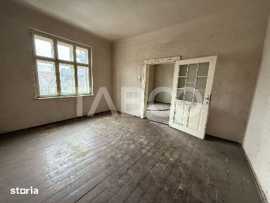 3 apartamente de vanzare la casa 132 mpu curte 966 mp in Turnisor