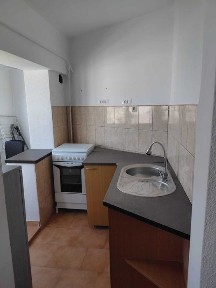 Închiriez garsoniera confort 1, Zamca, în spatele Colegiului Mihai Eminescu, începând cu 1 septembrie 2026