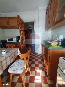 Apartament 4 camere decomandat, 83 mp, Bloc Gioconda - Mihai Eminescu