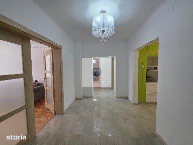 Apartament 3 camere decomandat SU 78 mp renovat - Deva, Str. Carpati