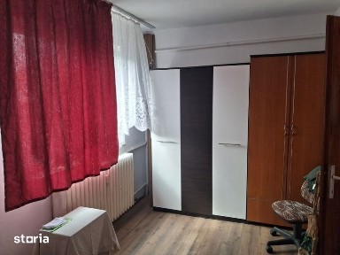 Inchiriez apartament zona CV9