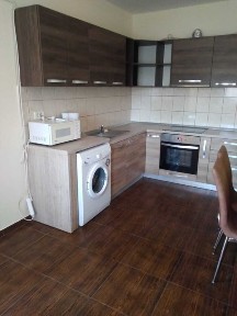 Apartament la casa de inchiriat
