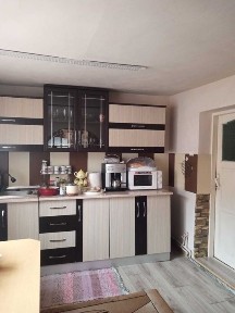 Casă de vânzare