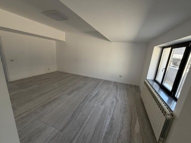 Apartament 77 mp2 util /Bloc nou / Suceava /Loc de parcare inclus / Predat la cheie/Utilat
