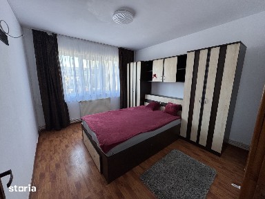 Apartament 3 camere, balcon, gata de utilizare