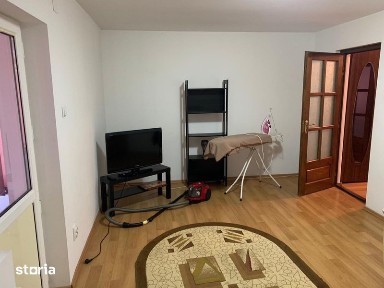 Vand apartament 2 camere decomandat
