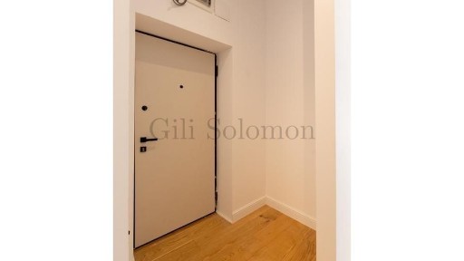 Studio cu parcare subterana si gradina