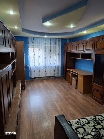 Vand apartament doua camere decomandat