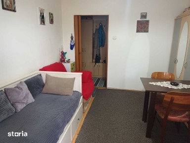 Garsoniera spatioasa, cu pivnita