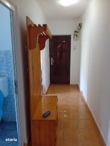 Inchiriez.apartament.2.camere zona.Rogerius