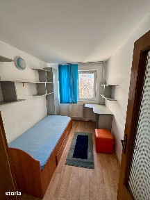 Persoana fizică,vând apartament în Podu ros