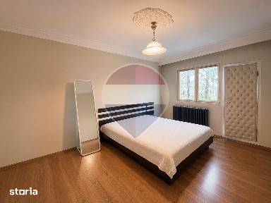 Apartament cu 3 camere de vânzare în zona Stefan cel Mare
