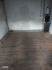Casa de vanzare, 8 camere, central