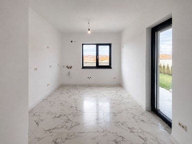 Duplex Premium - 84mp - 309 mp teren - - Proprietar
