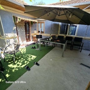 Casa de vânzare de 100 m2 si curte de 2525 m2