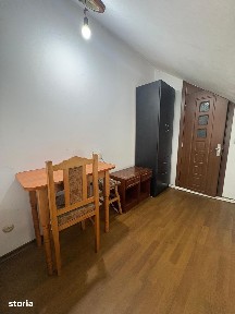 1 camera la vila 12 mp 2 bai bucatarie la comun cu 3 cam pret 120 eur