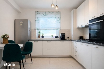 Apartament tip penthouse | Tractorul - Coresi | loc de parcare