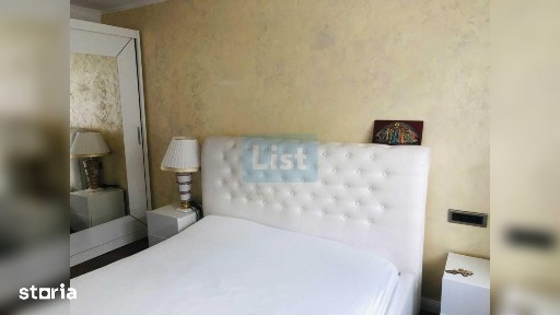 Apartament in zona vivo de vanzare