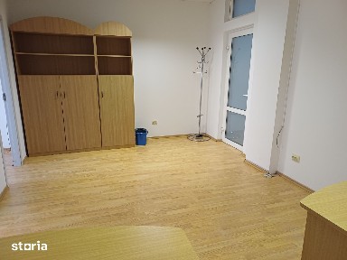 Vânzare BIROU sup 45 mp, în zona reprezentanței Toyota