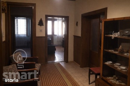 Apartament 4 camere de vanzare Ultracentral Strada Republicii Garaj