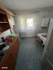 Apartament cu 2 camere situat in Carpati 2- ETAJUL 3 !