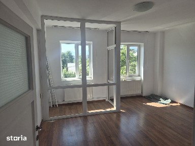 Apartament de 2 camere zona HARMANULUI