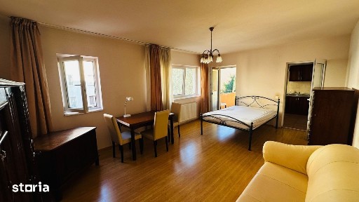 Apartament 2 camere decomandat, modern, Centru, loc parcare!
