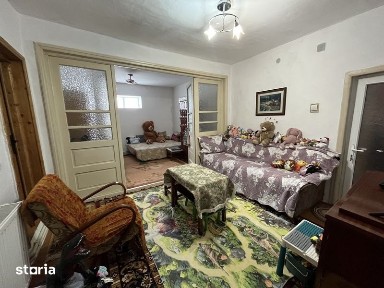 Inchiriez casa in Ovidiu zona centrala