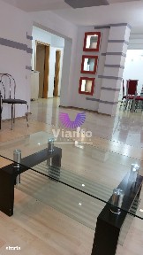 închiriez apartament 3 camere Constitutiei
