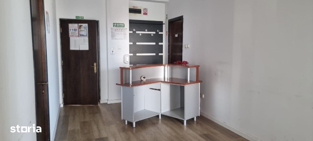 Spațiu birouri de închiriat în Pitești central, etaj 2, 90 mp