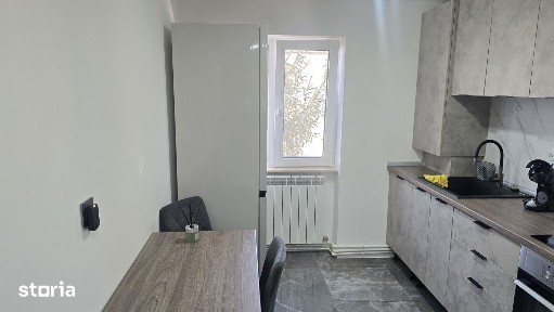 Inchiriez apartament 2 cam. Deva, Zamfirescu, et. 3, PRIMA INCHIRIERE