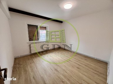Apartament 2 camere, decomandat, cartier Rovine, zona Ibiza