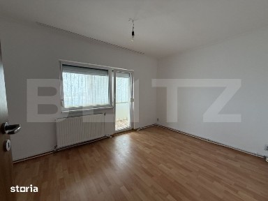 Apartament de vanzare, 68.5 mp, zona Micro 16