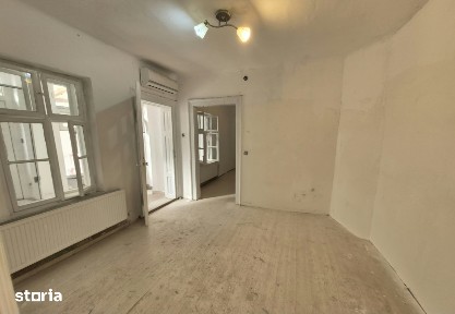 Casa Zona Politie Vf cu Dor, 1 singur vecin teren 266mp