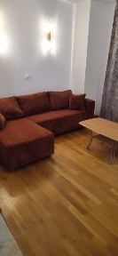 Inchiriez apartament