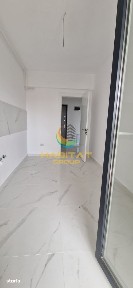 Garsoniera de 39mp Zona Metrou Aparatorii Patriei