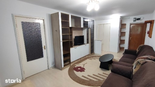 3 camere open space loc de parcare Plaza Romania, metrou Romancierilor