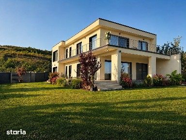 Vila cu panorama formidabila - Podgoria - IMOBIHOR