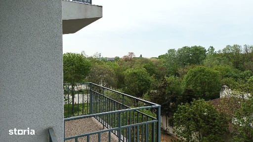 Apartament 3 camere cu 2 balcoane