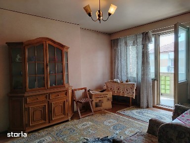 cv 173 Bd.Republicii, apartament 3 camere decomandat
